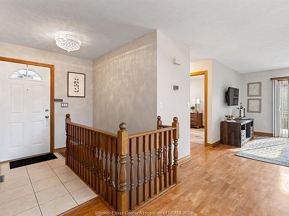 4th image of 8525 Little River Rd #9
