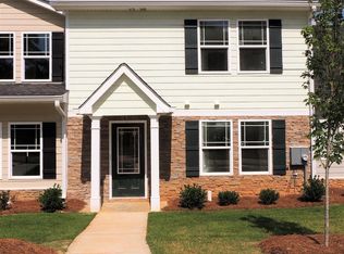 5905 Garden Cir, Douglasville, GA 30135