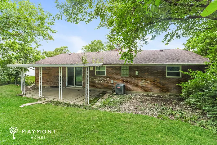 694 Castro Ln — Photo 3