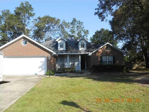 530 Lakeview Woods Dr, Mobile, AL 36695