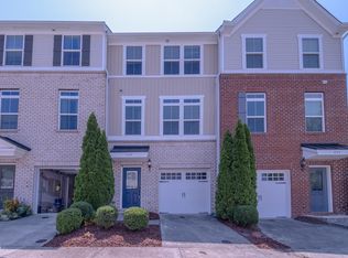 433 Berry Chase Way, Cary, NC 27519