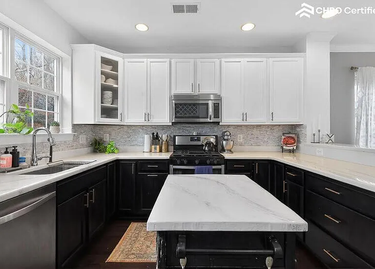 7450 Riding Meadow Way — Photo 14