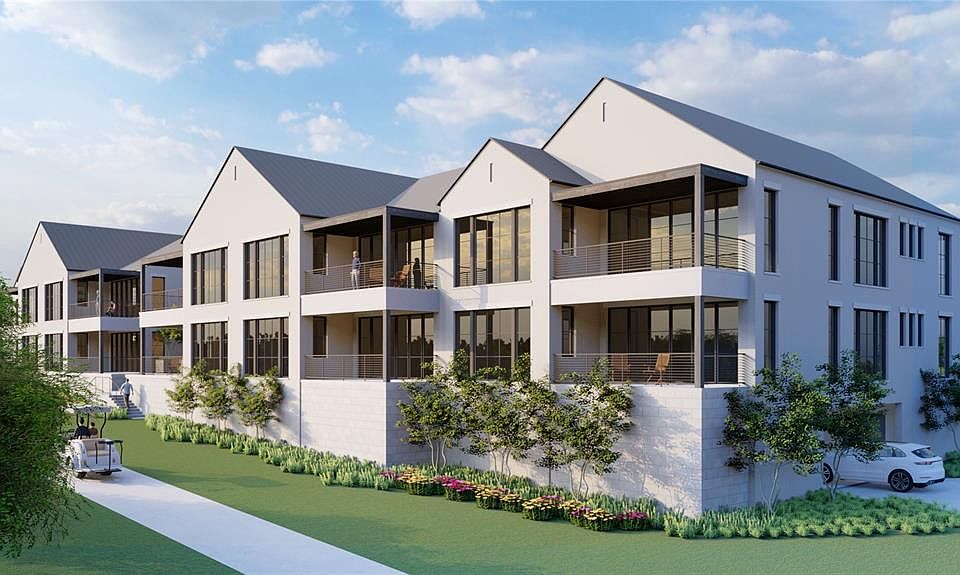 1st image of 300 Golf Club Dr