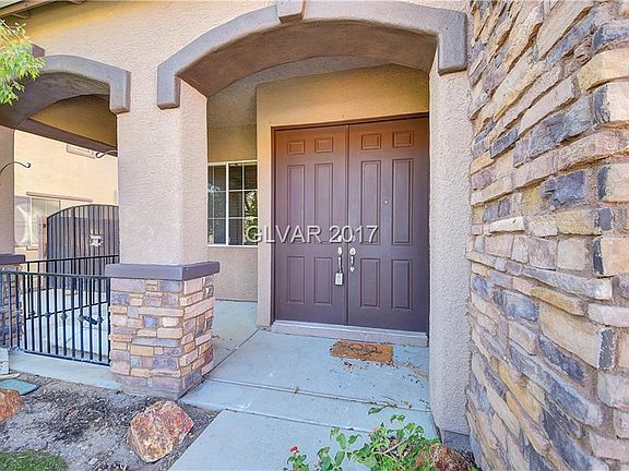 3rd image of 141 Pettswood Dr
