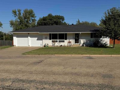 213 E 10th St, Ellsworth, KS, 67439