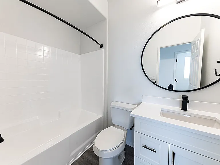Placita Luxe Residences — Photo 15