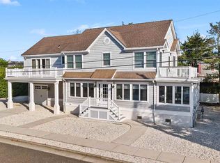 10422 Sunset Dr, Stone Harbor, NJ 08247