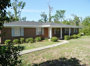 4859 Donna Dr, Marianna, FL 32446