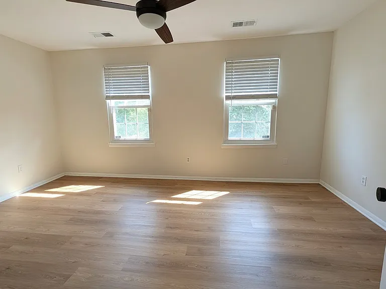 18610 Phoebe Way — Photo 14