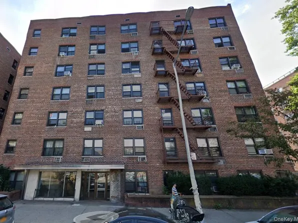 143-30 Roosevelt #3H, Flushing, NY 11354