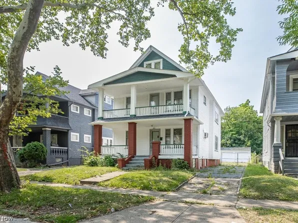 9500 Parkview Ave, Cleveland, OH 44104