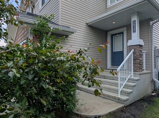 6837 Cardinal Line SW, Edmonton, AB T6W1Z1