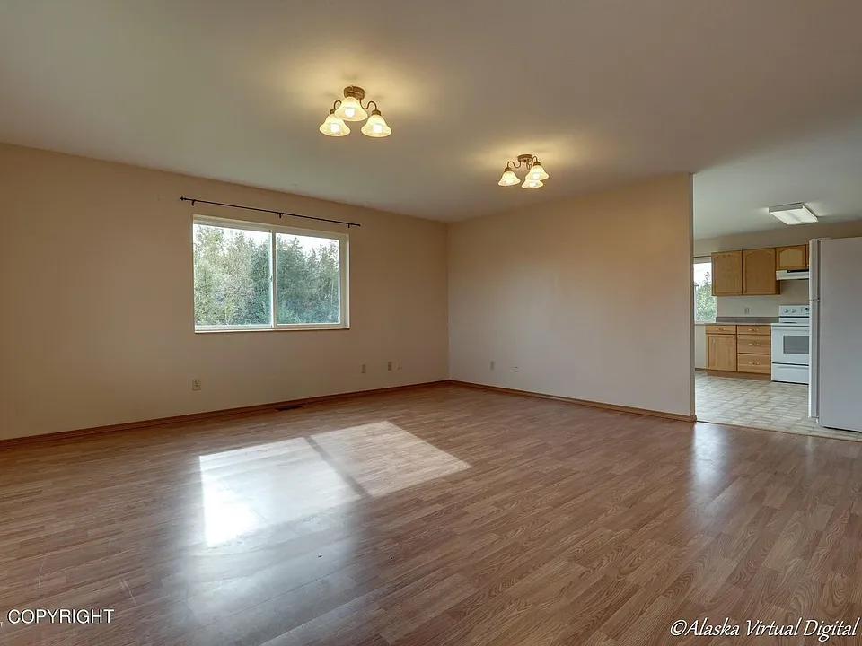 15950 W Jenalee Cir