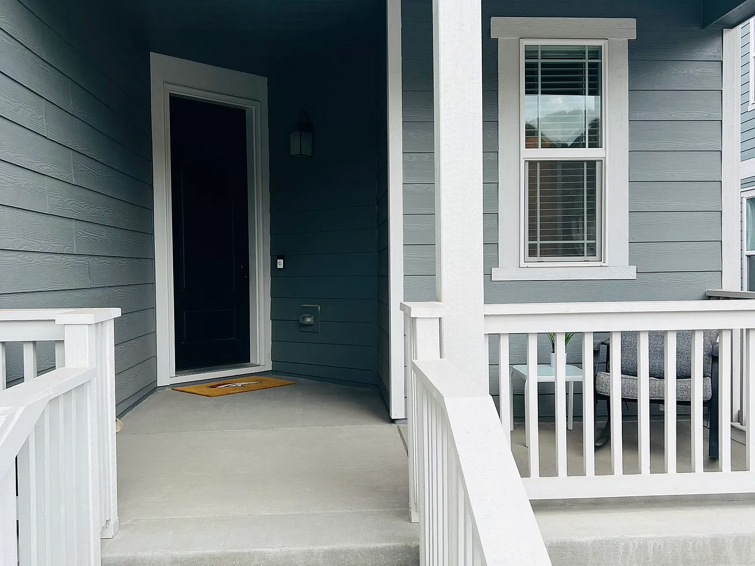 3 bed, 3238 sqft, $3,599 — Photo 3
