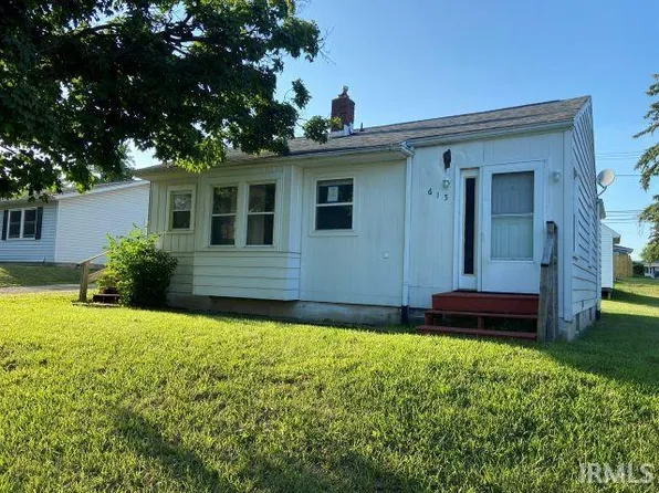 615 E South St, Albion, IN 46701
