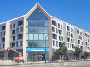 31 Huron St #502, Collingwood, ON L9Y 1C4