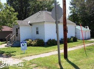 201 2nd St, Klemme, IA 50449