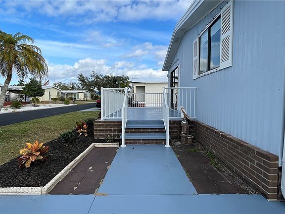 3rd image of 3150 Running Deer Dr