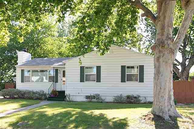 1st image of 1820 Hoxie Ave