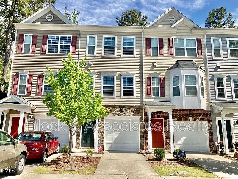 1st image of 3006 Courtney Creek Blvd