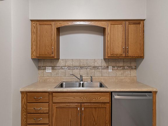 5th image of 2900 Renner Dr