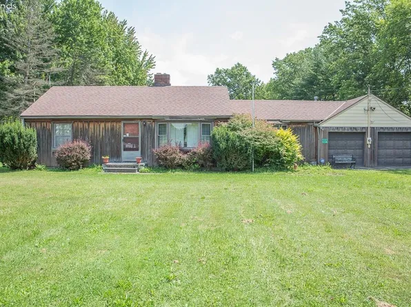 8861 Leavitt Rd, Elyria, OH 44035