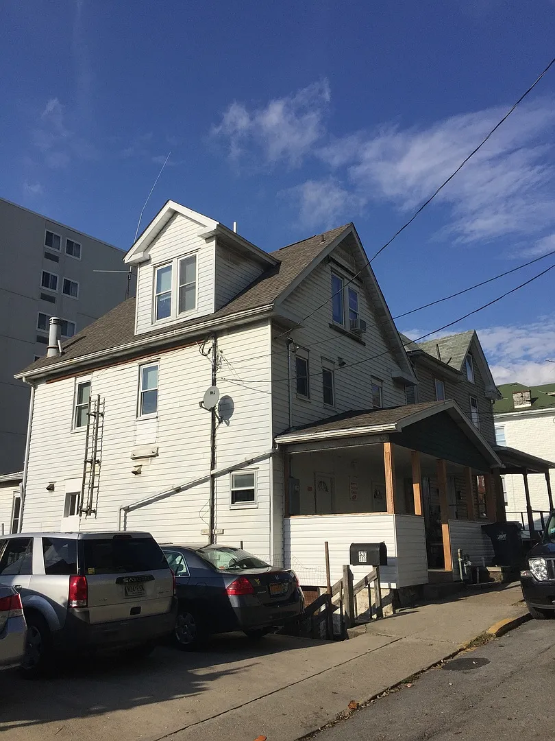 531 Locust — Photo 1