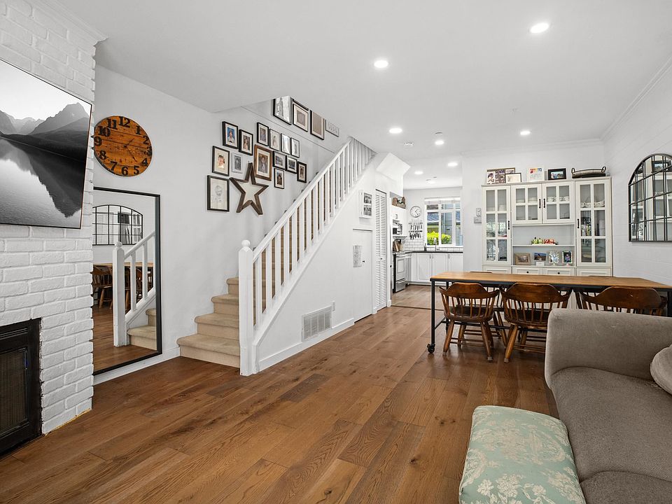 1st image of 2826 E Kent Ave S