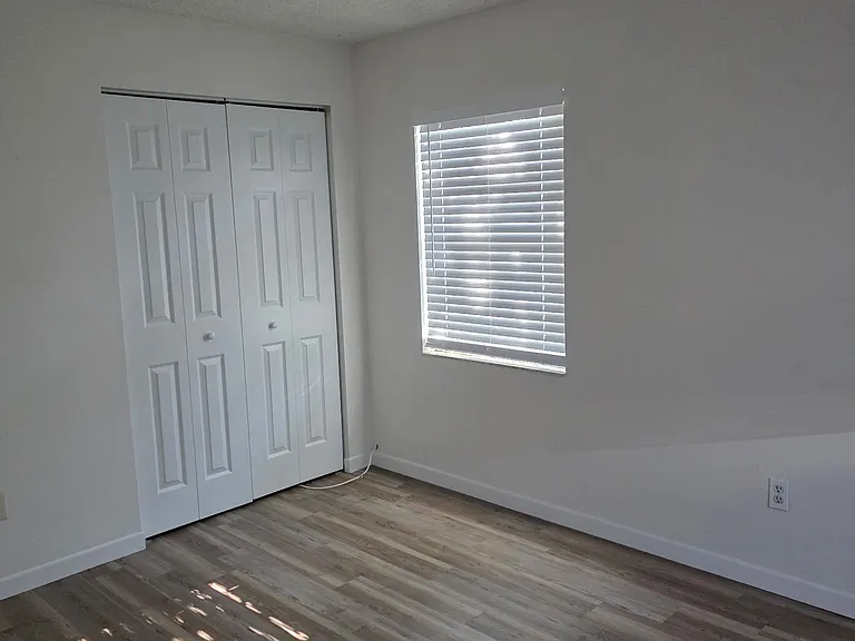 6612 S Juanita St #A — Photo 3