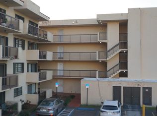 995 SW 84th Ave APT 218, Miami, FL 33144