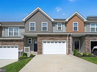 10 Hubbardton Ct, Reading, PA 19608