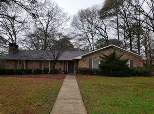 325 Cricket Ln, Auburn, AL 36832
