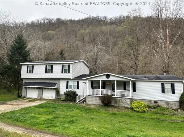 5382 Pond Fork Rd, Madison, WV 25130
