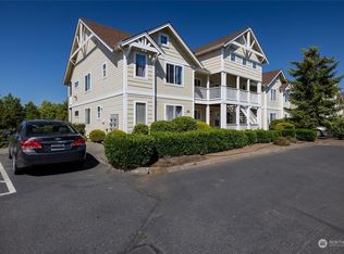 236 W Maberry Dr APT 203, Lynden, WA 98264