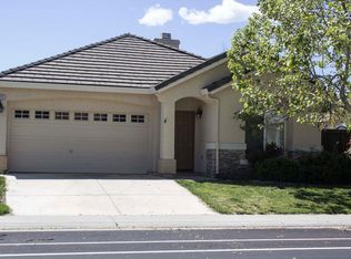 9752 W Taron Dr, Elk Grove, CA 95757