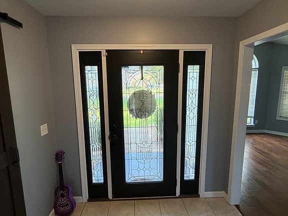 3rd image of 107 Gloster Ct