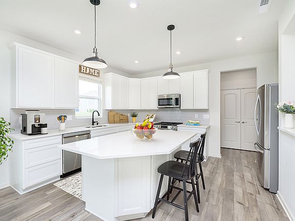 5th image of 13240 Caterwood Cir