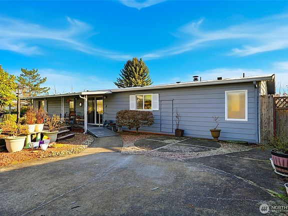 3rd image of 11813 NE 172nd Street