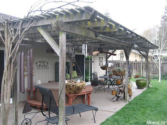 2nd image of 4364 Boulder Creek Cir