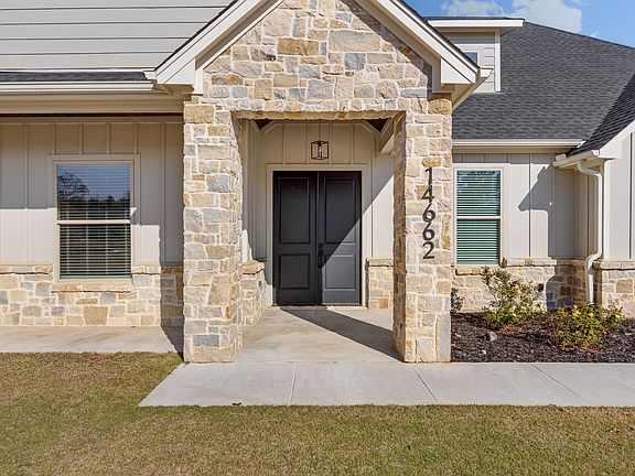 4th image of 14662 Woodland Creek Dr