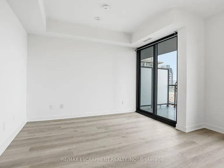 2075 Lakeshore Rd #1002 — Photo 11