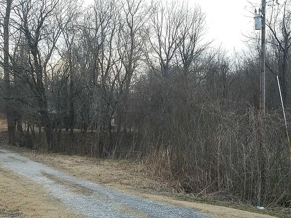 4th image of 10359 Highway 51 N