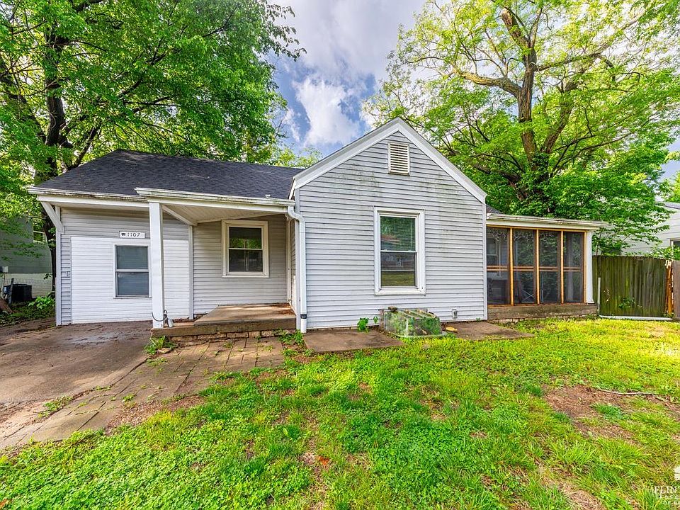 1st image of 1107 Claflin Rd
