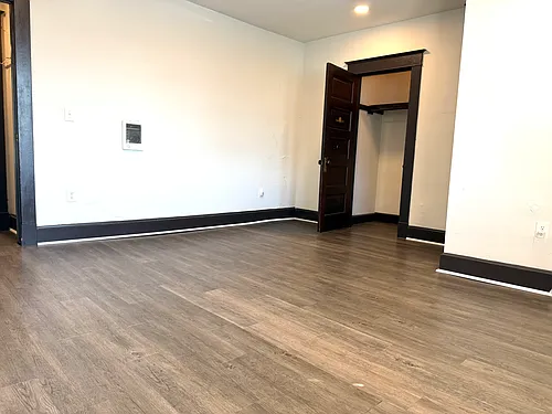 15 N Irvington Ave #4 Photo 1
