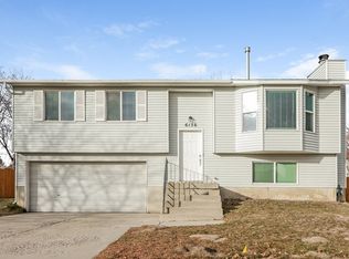 6136 S Woodsborough Way, Kearns, UT 84118