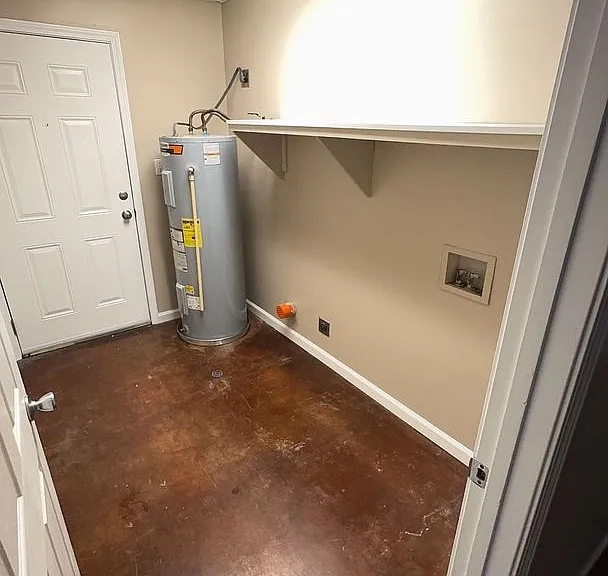 147 Eureka Dr — Photo 8