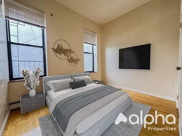 315 East 108th Street image 1 of 7