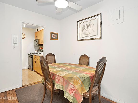 3rd image of 311 E 87th St #3D