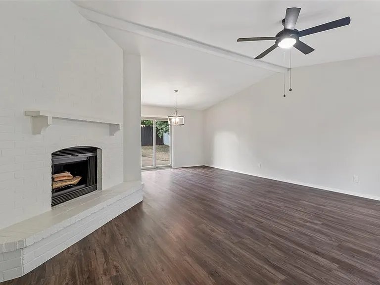 2601 Knoll Trl — Photo 24