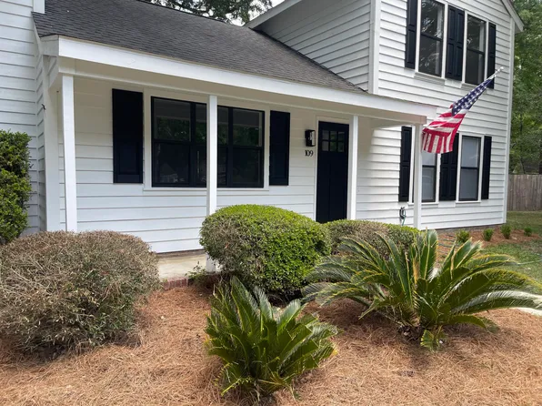 109 Edgewood Ln, Goose Creek, SC 29445